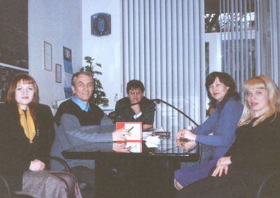С партнёром из Новой Зеландии А.Фроловым в офисе Адвокатского бюро "Щеглов и партнёры". 2003 г.